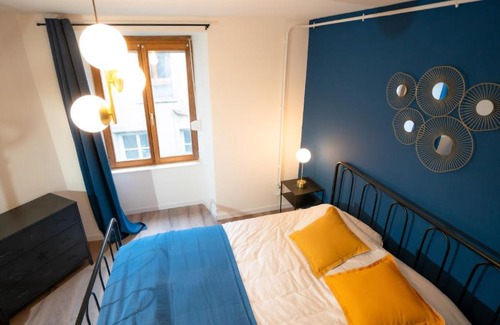 Luxeuil-les-Bains Apartment | * Le Rétro : hyper centre*