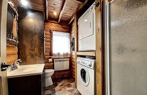 Saint-Gabriel-de-Rimouski Ski Chalet | Le Refuge au Mont Comi