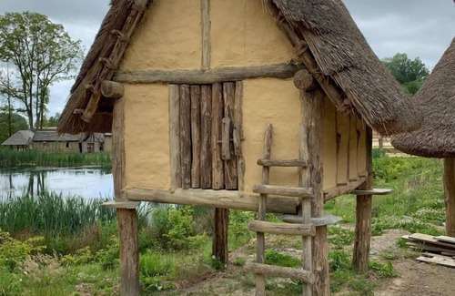 Montcornet House | LE Relais DE LA Fontaine