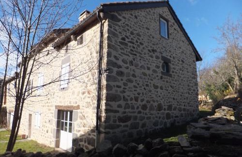 Anglards-de-Saint-Flour House | Le Relais de Garabit