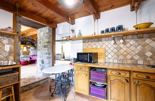 Sainte-Marguerite-Lafigere House | Le Rouge Borne by Interhome