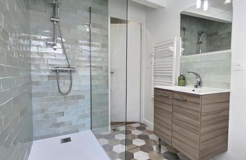 Tournon-sur-Rhone Apartment | Le saint Joseph - Hypercentre
