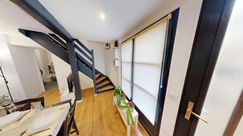 Triel-sur-Seine Apartment | Le Saint Martin - Appartement moderne - Duplex - Centre ville - Gare