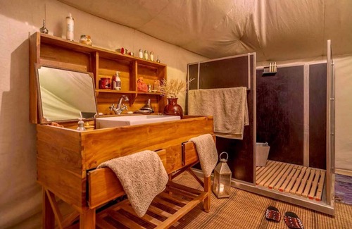 M'Hamid El Ghizlane RV Rental | Le Sand Luxury Camp Chegaga