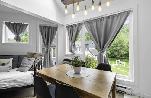 Mont-Tremblant Pedestrian Village House | Le Skieur