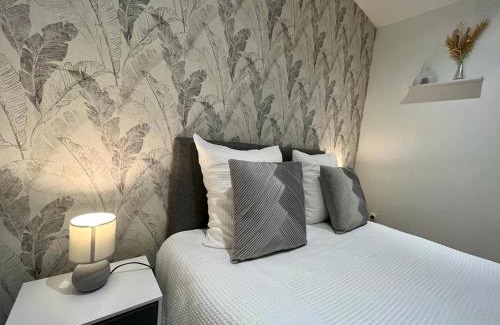 Chalon-sur-Saone Apartment | Le Terracotta proche Centre Ville et Caserne