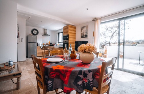Saint-Paulet-de-Caisson Cottage | Le Titibu: Gîte and Spa between Ardèche and Provence, ideal for two