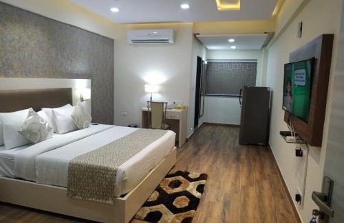 Viramgam Hotel | Le Tokyo Hotel Vithalapur