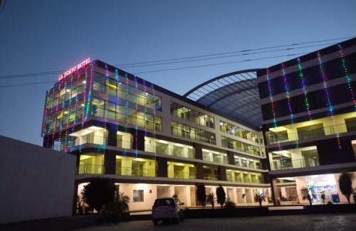 Viramgam Hotel | Le Tokyo Hotel Vithalapur