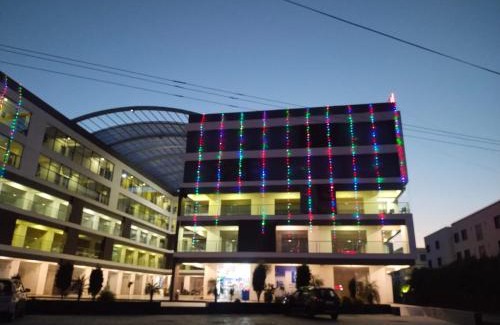 Viramgam Hotel | Le Tokyo Hotel Vithalapur