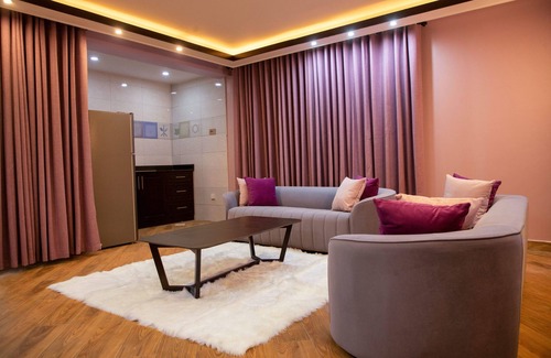 Arua Hotel | Le tsuba Grand Hotel