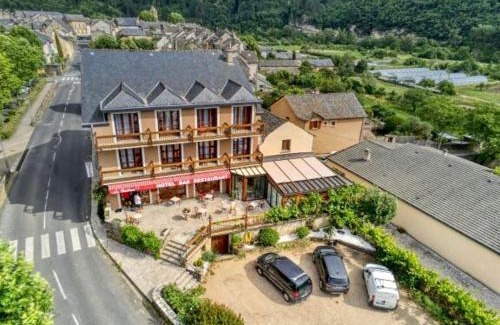 Ispagnac Hotel | Le Vallon