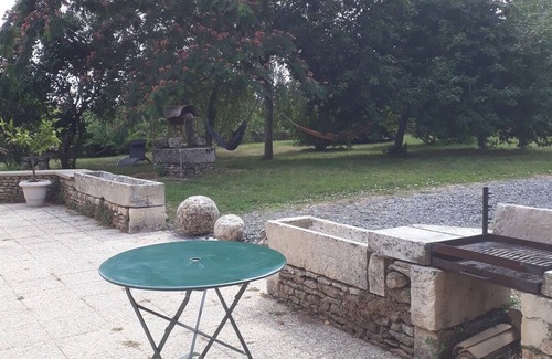 Xaintray House | LE VERGER bucolic gîte, haven of peace between Puy du Fou and Futuroscope 6/8 pers