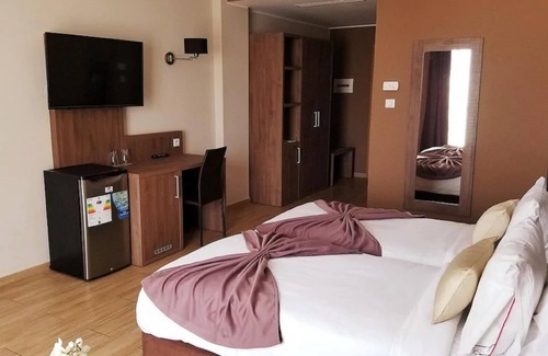 Oran Hotel | Le Zenith Hotel Oran
