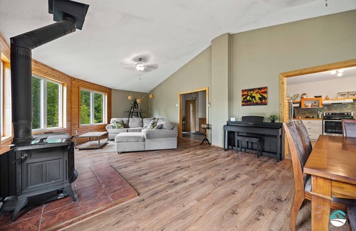 Blue Sea Ski Chalet | Le Zulu Zen
