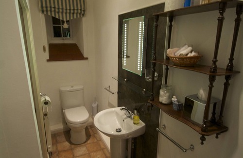 Lea Bed & Breakfast | Lea House Bed and Breakfast