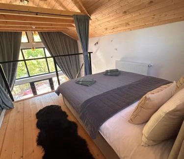 Malini Cabin | Leaf Loft Chalet