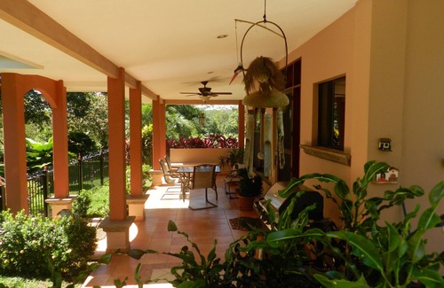 San Mateo House | Leave the Cold behind, Winter in the Safe Quiet Paradise of Costa Rica