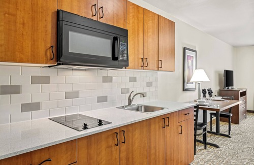 Vernal Hotel | Ledgestone Suites Hotel Vernal