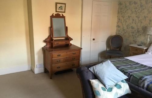 Robin Hood's Bay Bed & Breakfast | Lee-Side B&B