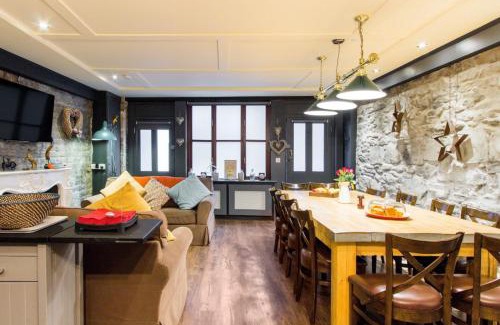 City Centre Dublin House | Leeson Lane Boutique Townhouse
