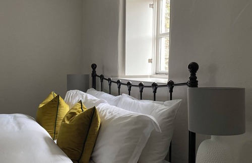 Thomastown Other | Legan Castle Farmhouse Irish Countryside Escape with Hot Tub