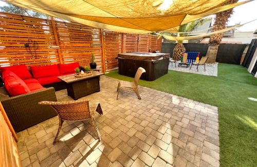 Gateway District Apartment | Legends Getaway