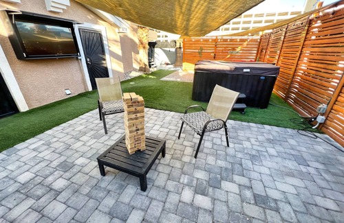 Gateway District Apartment | Legends Getaway