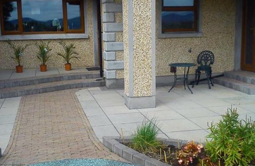 Ballyroney Bed & Breakfast | Leigh House Bed and Breakfast