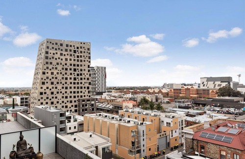 Adelaide Central Business District Apartment | Leilani - The West Franklin Panorama Apartment