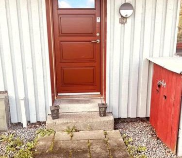 Vipperod Apartment | Lejlighed/rækkehus med adgang til pool.