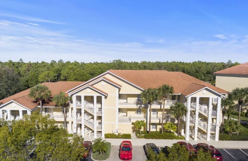 Ole Condo | LELY RESORT-SPRING DATES OPEN CLOSE TO PICKLEBALL PARK