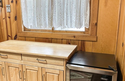 Grand Lake Cabin | Lemmon Lodge - Private Beachfront and Fishing!