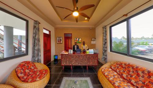 Elmina Resort | Lemon Beach Resort