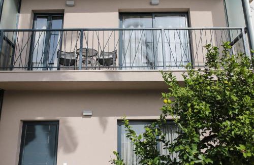 Komin Apartment | Lemon house