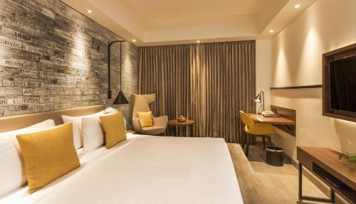 Central Pune Hotel | Lemon Tree Premier City Center Pune