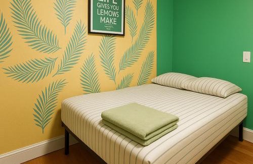 Harlem Apartment | Lemon Vibes room