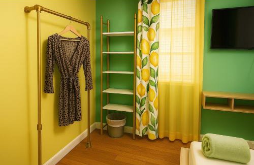 Harlem Apartment | Lemon Vibes room