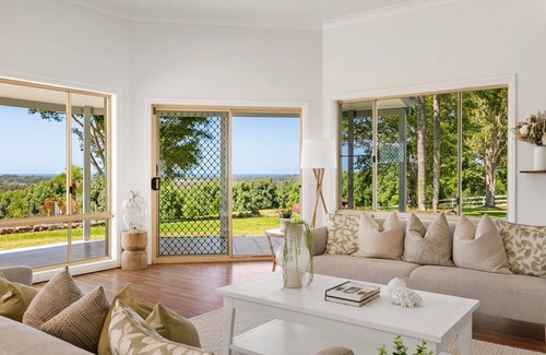 Tintenbar House | Lennox Peak a spacious family home with pool