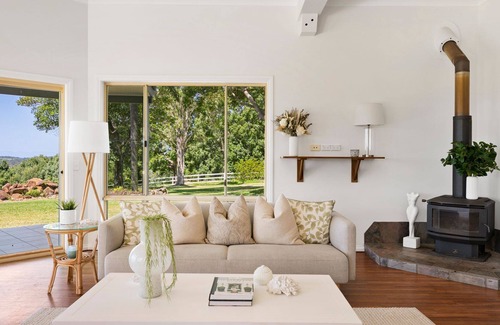 Tintenbar House | Lennox Peak a spacious family home with pool