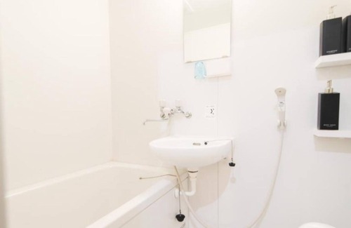 Funabashi Apartment | LEO Si Shi Si Fan Hall 201 ML2 / Funabashi Chiba