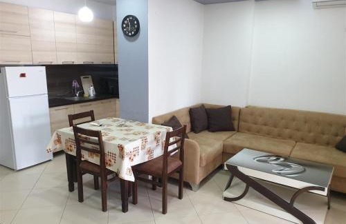 Shengjin Apartment | Leonard's Shengjin Apartments