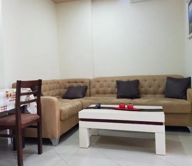 Shengjin Apartment | Leonard's Shengjin Apartments