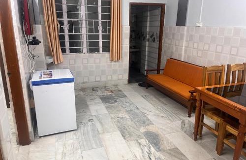 Police Bazar House | Leong Villa