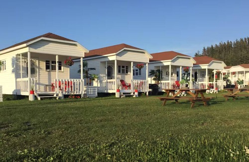 Sainte-Flavie Ski Chalet | Les chalets aux portes de mer sainte-flavie