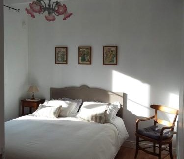 Le Saint House | Les chambres de Marie