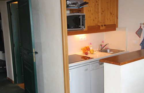 Bellentre Apartment | Les Coches-La Plagne: Spacious 3 rooms (6 people - 2 bathrooms) Montchavin foot track