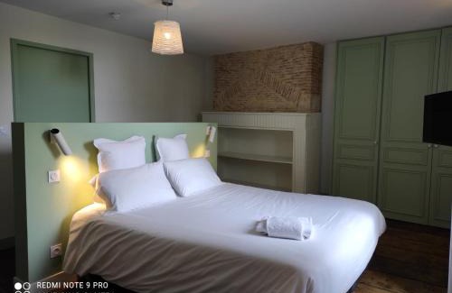Azay-le-Brule Hotel | Les Demeures de Valette