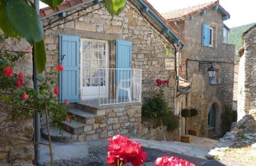 Mostuejouls Bed & Breakfast | Les Falaises