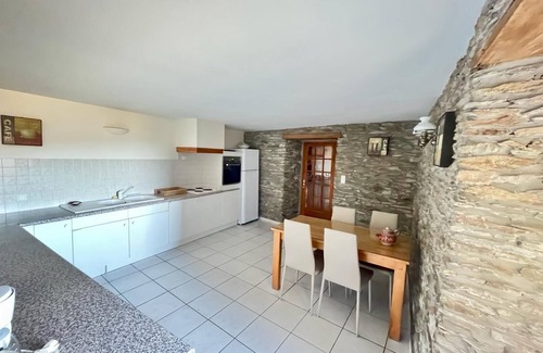 Saint-Hilaire-de-Lavit House | Les Gîtes de la Mazière
